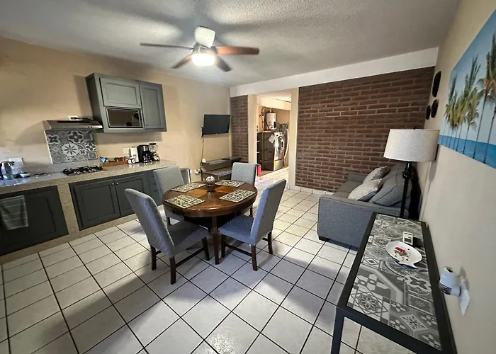 Cabo Hideaway Apartment